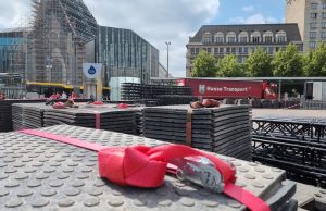 Euro 2024: Fairnet beginnt Aufbau für die Fan Zone Augustusplatz Aufbauarbeiten auf dem Augustusplatz (Foto: Fairnet)