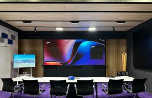 ComPeri setzt in neuem Konferenztechnik-Showroom auf Samsung ComPeri-Showroom in München (Fotos: Samsung)