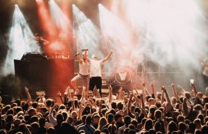 satis&fy-Auszubildende im Einsatz beim Karben Open Air satis&fy-Auszubildende im Einsatz beim Karben Open Air (Fotos: Markus Schreiber/Anna Imm)