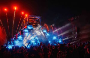 Comeback für dekorierte Pyramide auf dem Nibirii Festival