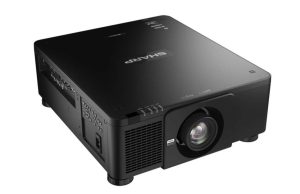 Sharp NEC kündigt neue Sharp 4K Installationsprojektoren an Projektor der Sharp X Series (Foto: Sharp NEC)
