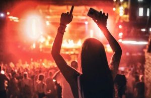 PwC-Studie: Umsätze durch Live-Erlebnisse wachsen deutlich Visual zum German Entertainment & Media Outlook 2024-2028 (Foto: PwC Deutschland)