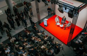AVMS als offizieller Dienstleister bei der Frankfurter Buchmesse Stage bei der Frankfurter Buchmesse 2024 (Foto: Frankfurter Buchmesse/Domenic Driessen)