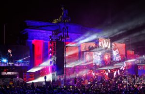 Mauerfall-Feier am Brandenburger Tor mit Licht von GLP (Fotos: Manfred Vogel)