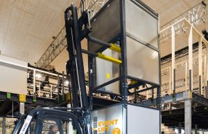 M.S. Aufzüge bietet mobilen Eventlift im Vermietprogramm