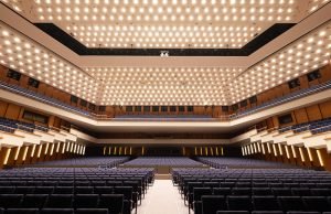 VisionTwo modernisiert Beleuchtung der Stadthalle Chemnitz VisionTwo modernisiert Beleuchtung der Stadthalle Chemnitz (Fotos: VisionTwo/C³)