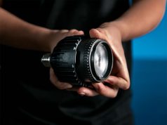 Astera stellt SolaBulb mit Zoomfunktion vor