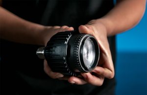 Astera stellt SolaBulb mit Zoomfunktion vor