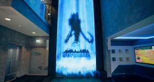 ASB GlassFloor macht Lobby im Soprema Mammut-Tower immersiv ASB GlassFloor mach Lobby im Soprema Mammut-Tower immersiv (Fotos: ASB GlassFloor)