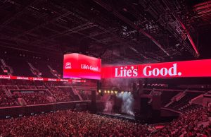 LG stattet neue Roig Arena mit 1.700 qm Digital Signage aus LG stattet neue Roig Arena mit Digital Signage aus (Foto: LG)