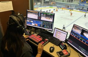 FHGR-Studierende übertragen EHC Arosa-Spiele FHGR-Studenten übertragen EHC-Arosa-Spiele (Fotos: FH Graubünden)