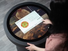 eyefactive stellt runden Apollo Touch Tisch vor Apollo Round Touch Tisch (Fotos: eyefactive)