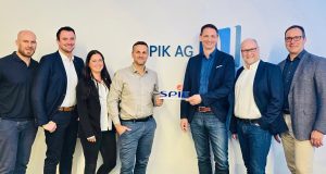 AV-Systemhaus PIK wird Teil der Spie-Gruppe André Rechenberg, Daniel Gallin, Catharina Riemann, Niklas Niehuus, Marcus Hänsel, Christoph Wegner und Christian Hieckel (von links, Foto: Spie)