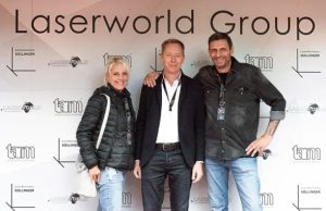 LPS Lasersysteme gehört ab sofort zur Laserworld Group Martina Ruff, Martin Werner und Siggi Ruff (von links, Foto: Laserworld)