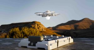 Lang AG stockt auf: 850 neue Showdrohnen im Angebot