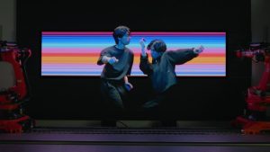 Kuka, Samsung und Media tek kreieren Hightech-Kunstinstallation (Fotos: Kuka)