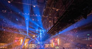 24-Meter-Catwalk für Sabaton-Arenatour entwickelt