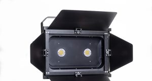 Feiner Lichttechnik stellt auf der Light + Building aus Weißlichtfluter FL1200 (Foto: Feiner Lichttechnik)