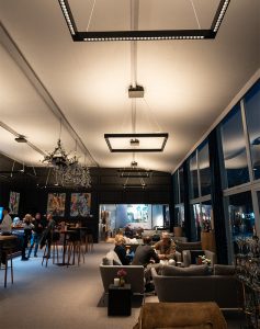 Trilux mit neuem Lichtkonzept für den Kitz-Race-Club 2.0 (Fotos: Trilux)