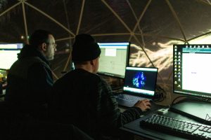 „Der Baum“ im Gasometer Oberhausen (Fotos: Ars Electronica/Thomas Schwarz)