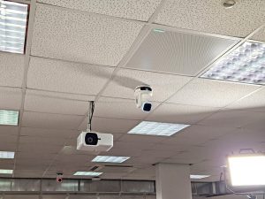 MCI baut Vortrags- und Seminarraum zu Corporate TV Studio um (Fotos: MCI)