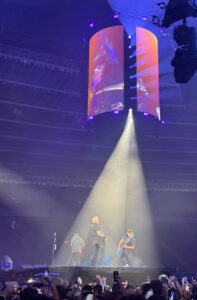 Metallica nutzt Robe iForte LTX bei der M72-Tour (Foto: JJ Valchar)