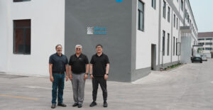 James Bolton, John McMahon und Theodore Huang (von links, Foto: Meyer Sound)