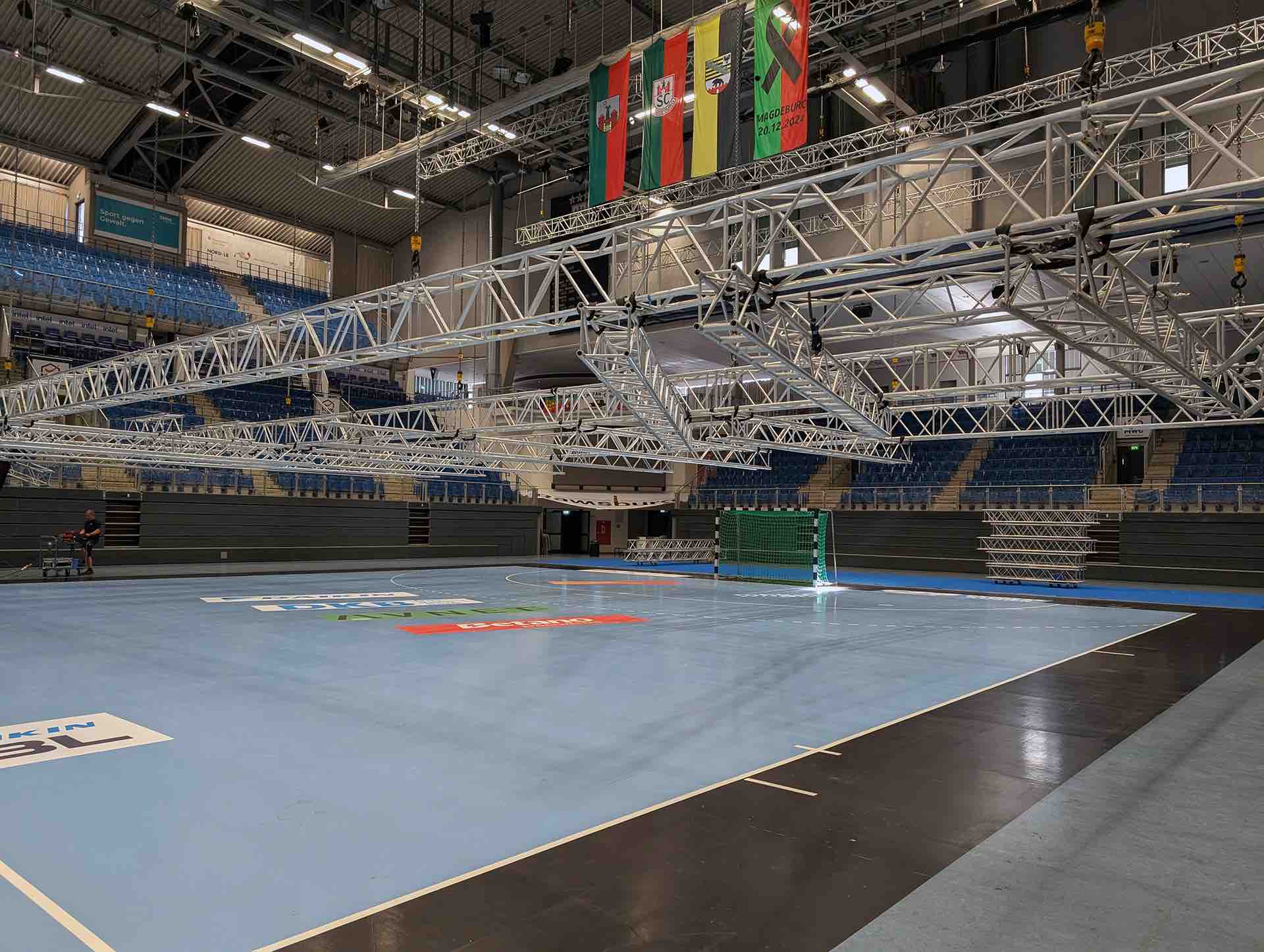 Getec_Arena_Magdeburg_Rigg.jpg