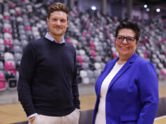 Telekom Dome mit neuer Leitung Technik & Betrieb Frederik Buballa und Annette Röttgen (Foto: Jörn Wolter)