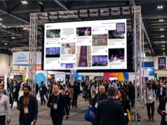 EventMobi integriert Social Walls von Walls.io (Foto: EventMobi)