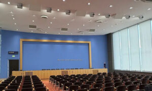 Feiner Lichttechnik-LEDs für die Bundespressekonferenz (Fotos: Feiner Lichttechnik/B2Events)